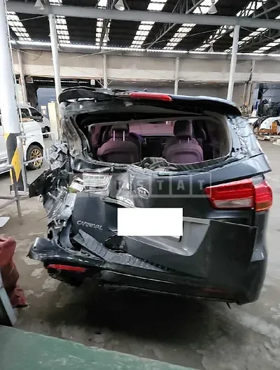 Photo 1 of 22: 2016 Kia Carnival, VIN KNAMB81ABGS153376 — Korean insurance auction