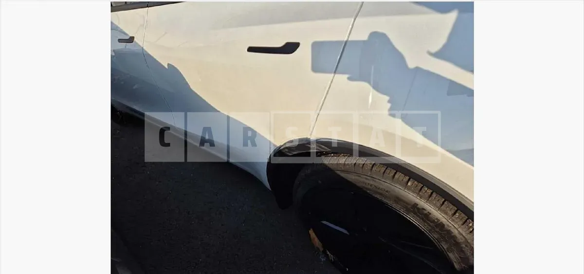 Photo 2 of 47: 2025 Tesla Model Y RWD, VIN LRWYGCFJ6SC341675 — Korean insurance auction