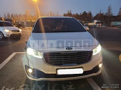 Photo 1 of 13: 2017 Kia Carnival Limousine, VIN KNAME811BHS312081 — Korean insurance auction