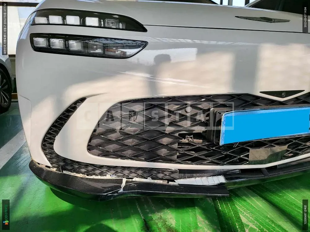 Photo 2 of 15: 2022 Genesis GV60, VIN KMTKC81CPNU004778 — Korean insurance auction