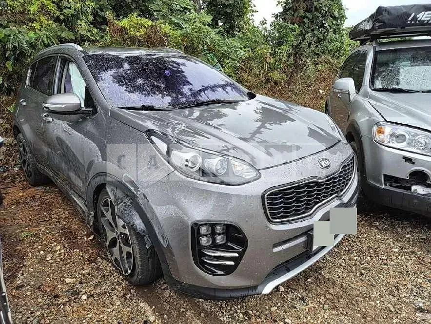 Photo 2 of 8: 2015 Kia Sportage 4WD — Korean insurance auction