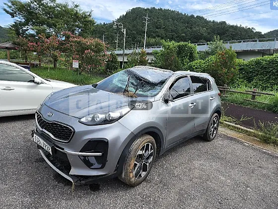 Photo 2 of 7: 2019 Kia Sportage, VIN KNAPN813BKK556038 — Korean insurance auction
