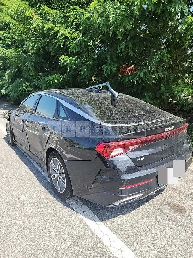 Photo 2 of 10: 2023 Kia K5 Hybrid — Korean insurance auction