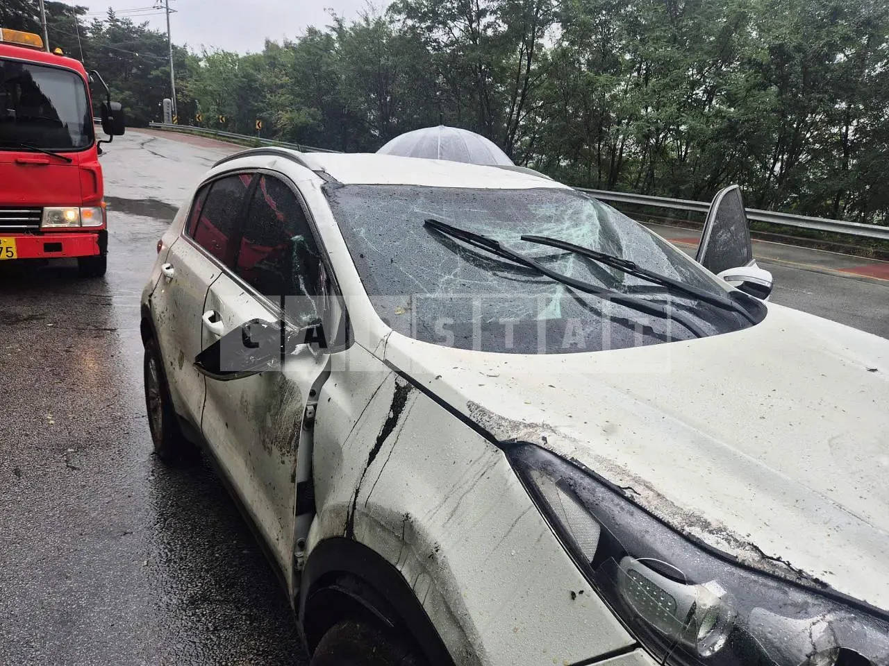 Photo 2 of 16: 2017 Kia Sportage, VIN KNAPM813BJK312859 — Korean insurance auction