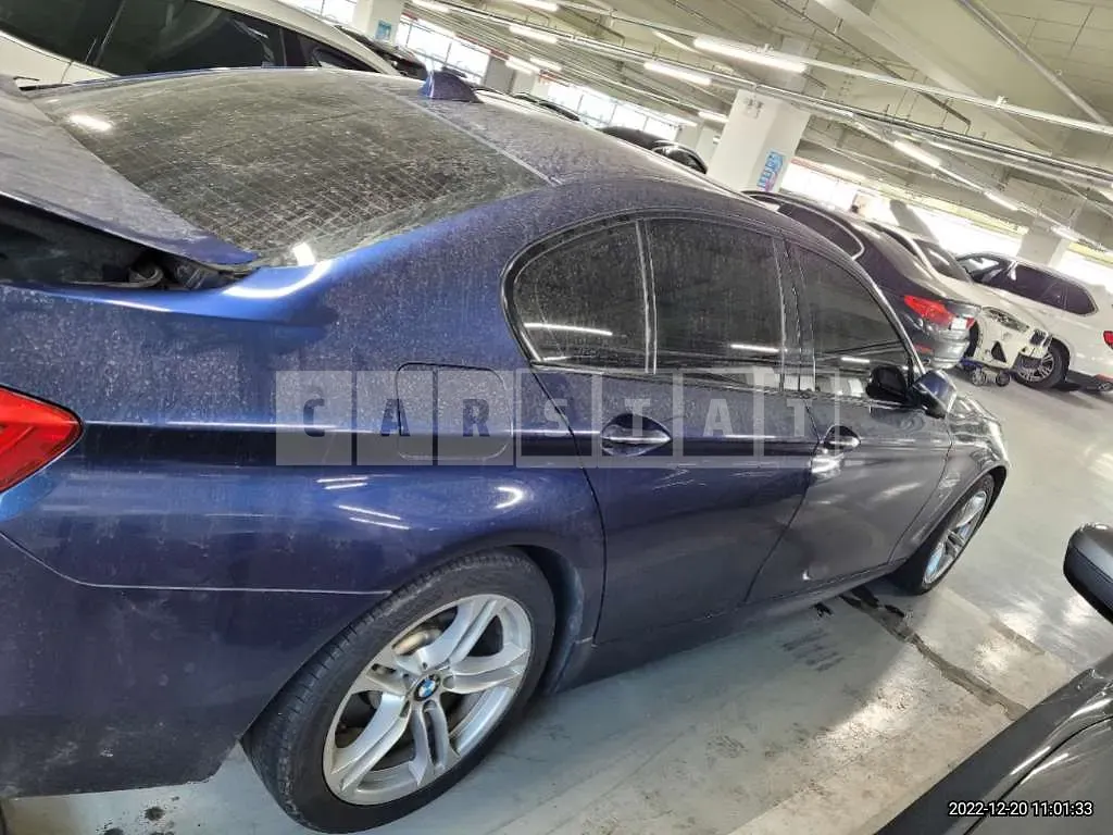 Photo 2 of 12: 2016 BMW 520d, VIN WBA5E5108GG208967 — Korean insurance auction