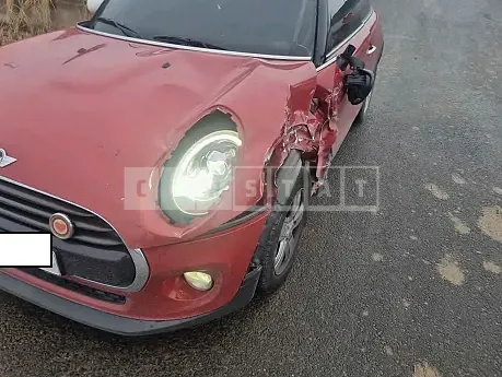Photo 2 of 26: 2018 MINI Cooper D, VIN WMWXY3105JTE27102 — Korean insurance auction