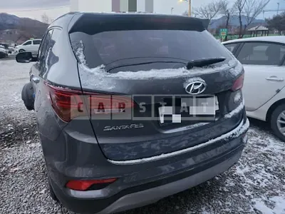 Photo 1 of 10: 2016 Hyundai Santa Fe DM 2.0, VIN KMHSW81UBGU677985 — Korean insurance auction