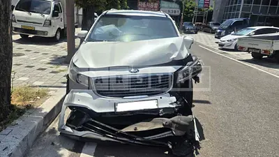 Photo 1 of 19: 2015 Kia Carnival, VIN KNAMC81ABGS147406 — Korean insurance auction