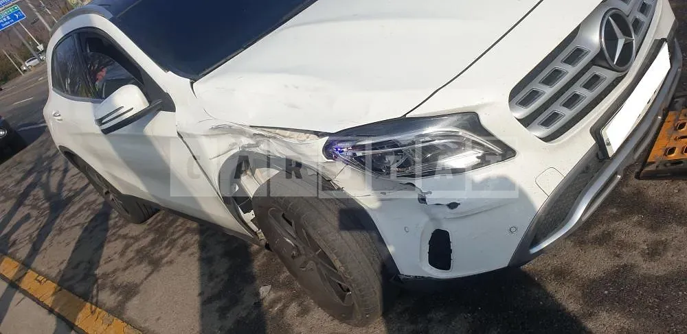 Photo 2 of 22: 2018 Mercedes-Benz GLA 220, VIN WDCTG4FB4JJ480784 — Korean insurance auction