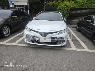 Photo 1 of 23: 2018 Toyota Camry — Korean insurance auction