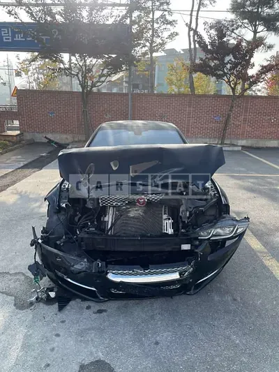 Photo 1 of 14: 2017 Jaguar XJ 3.0d, VIN SAJAA1295HNW13007 — Korean insurance auction