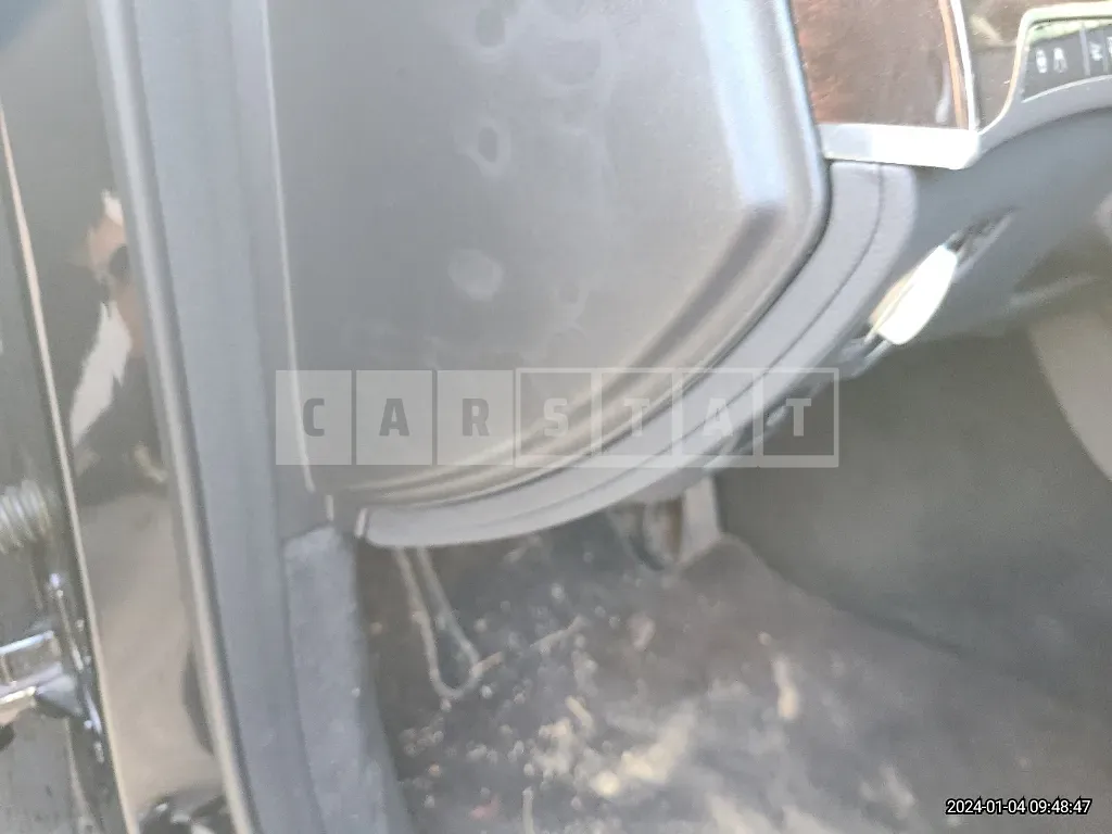 Photo 2 of 50: 2019 Mercedes-Benz S560 4Matic L, VIN WDDUG8GB0KA495984 — Korean insurance auction