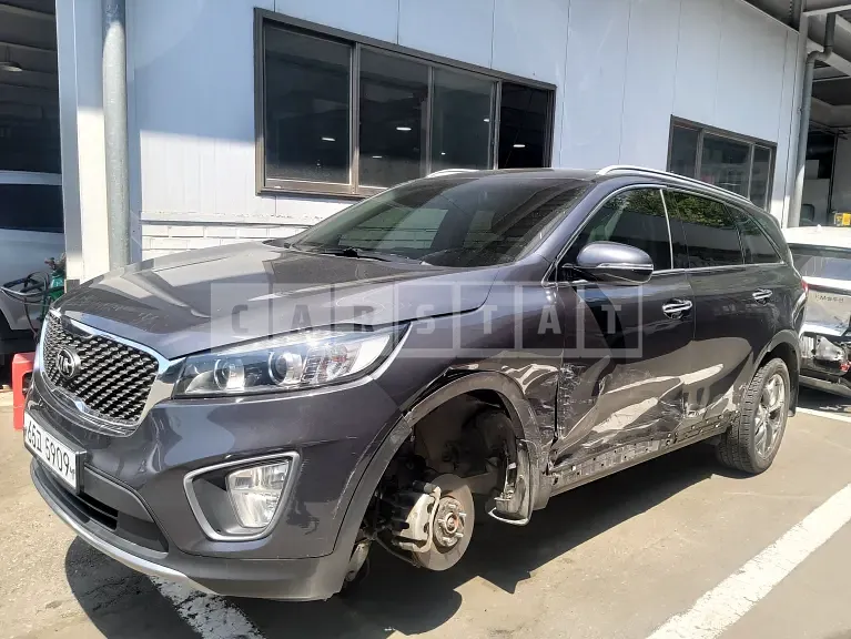 Photo 2 of 11: 2015 Kia Sorento, VIN KNAPS81ABFA065556 — Korean insurance auction