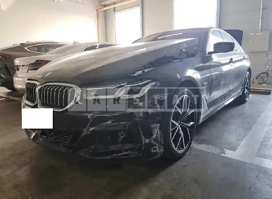 Photo 2 of 25: 2022 BMW 530e, VIN WBA51AG03NCJ05116 — Korean insurance auction