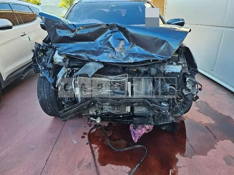 Photo 2 of 16: 2017 Kia Sorento — Korean insurance auction
