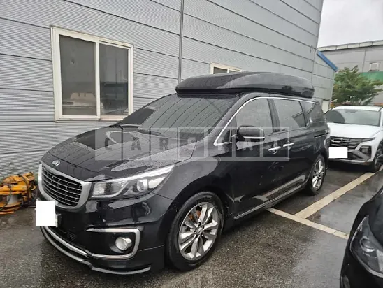 Photo 2 of 14: 2018 Kia Carnival High Limousine — Korean insurance auction