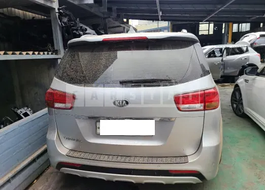 Photo 2 of 9: 2017 Kia Carnival, VIN KNAMB81ABHS295020 — Korean insurance auction
