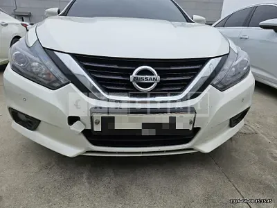 Photo 1 of 19: 2018 Nissan Altima 2.5 — Korean insurance auction