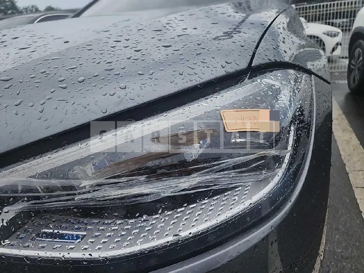 Photo 3 of 3: 2021 Mercedes-Benz (parts) S400 d 4Matic Headlamp — Korean insurance auction
