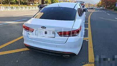 Photo 1 of 14: 2017 Kia K5 — Korean insurance auction