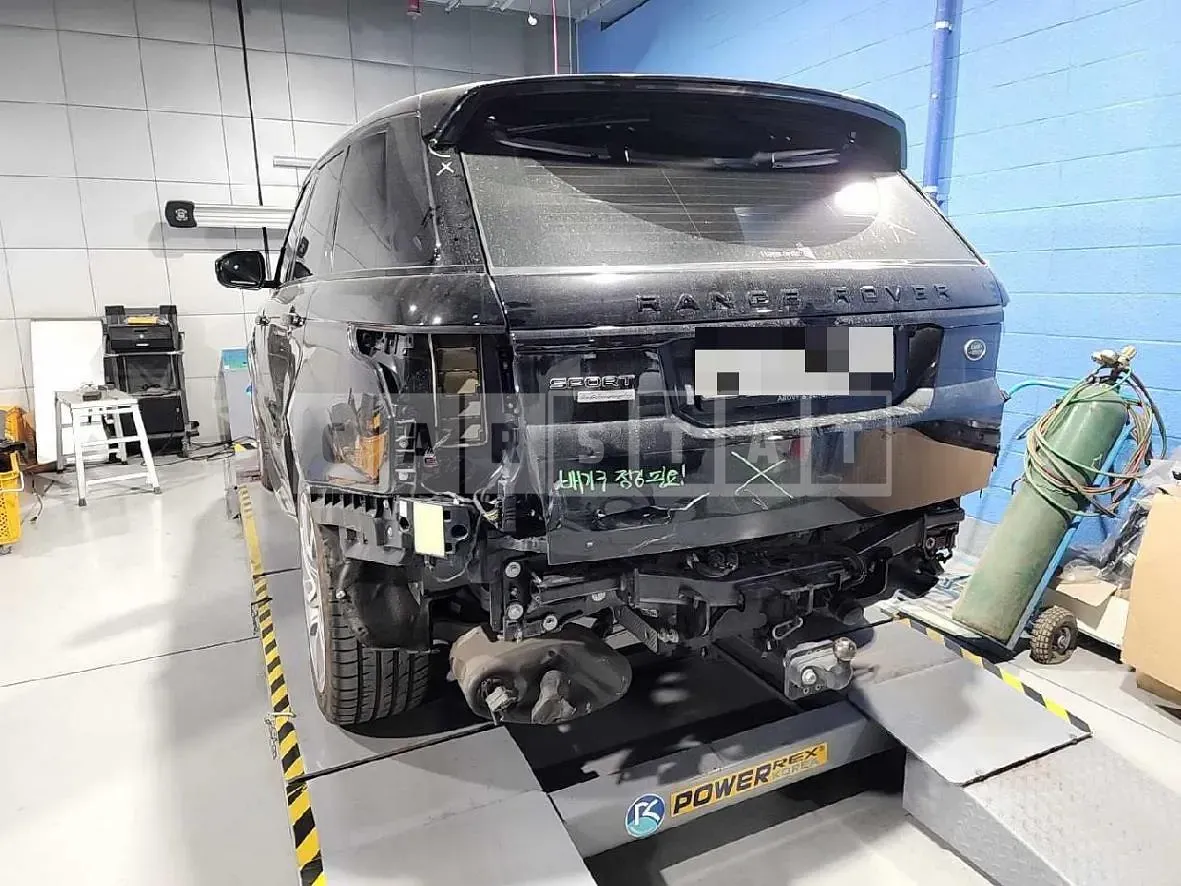 Photo 2 of 22: 2018 Land Rover Range Rover Sport 3.0d — Korean insurance auction