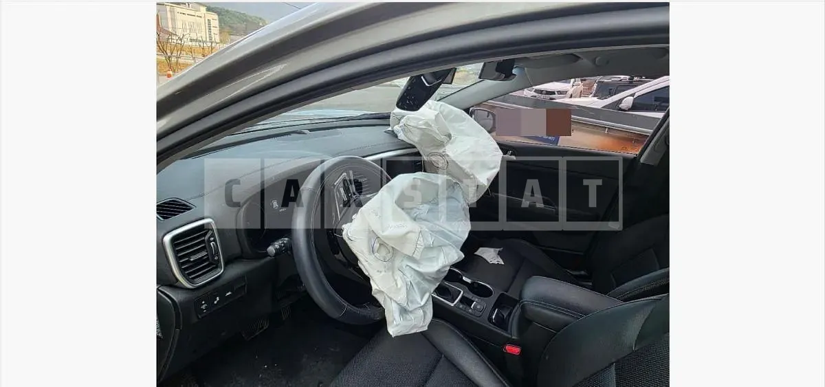 Photo 2 of 9: 2020 Kia Sportage, VIN KNAP681ABLK821507 — Korean insurance auction