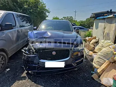 Photo 1 of 13: 2017 Jaguar F-Pace 20d — Korean insurance auction