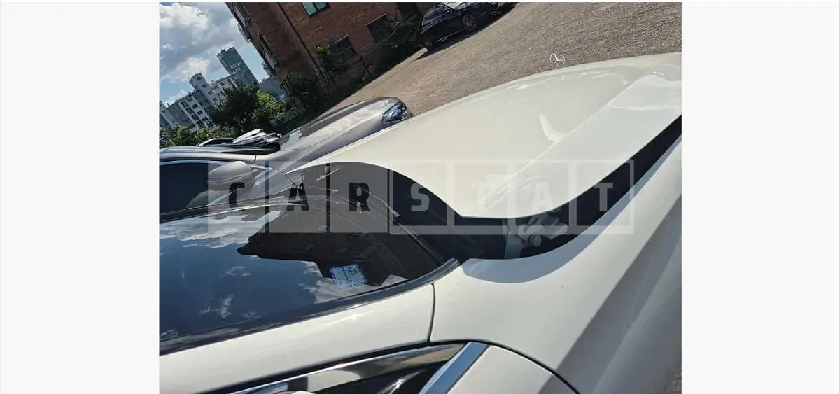 Photo 2 of 21: 2017 Mercedes-Benz E300 — Korean insurance auction