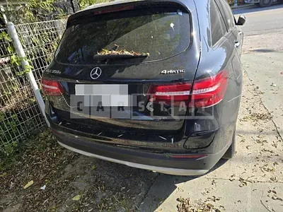 Photo 1 of 9: 2019 Mercedes-Benz GLC350 e 4Matic — Korean insurance auction