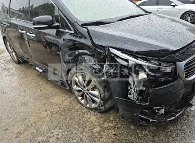Photo 1 of 18: 2018 Kia Carnival Limousine — Korean insurance auction