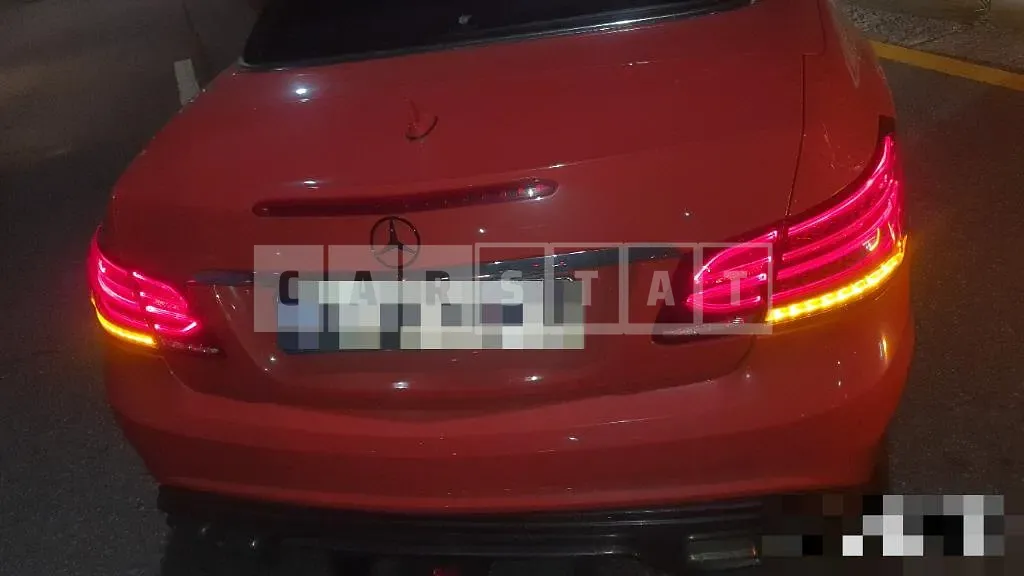 Photo 2 of 13: 2015 Mercedes-Benz E400 Cabriolet — Korean insurance auction