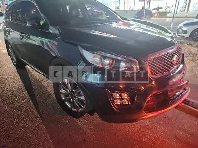 Photo 1 of 14: 2017 Kia Sorento, VIN KNAPK81ABHA317488 — Korean insurance auction