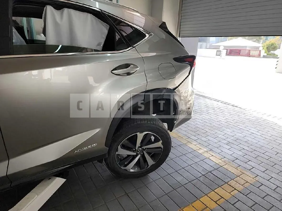 Photo 2 of 9: 2017 Lexus NX300h — Korean insurance auction