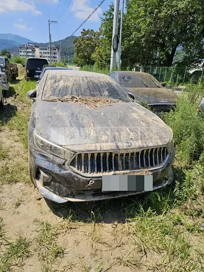 Photo 1 of 12: 2020 Kia K7 — Korean insurance auction