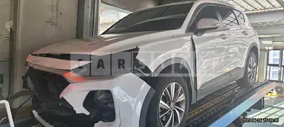 Photo 1 of 12: 2019 Hyundai Santa Fe, VIN KMHS281BBKU138118 — Korean insurance auction