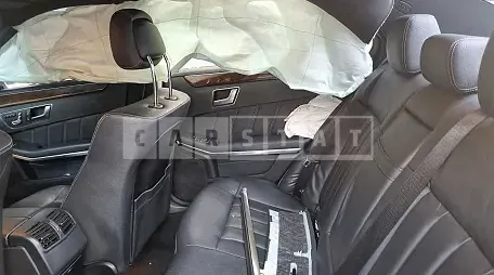 Photo 2 of 18: 2016 Mercedes-Benz E300, VIN WDDHF5FB5GB176067 — Korean insurance auction