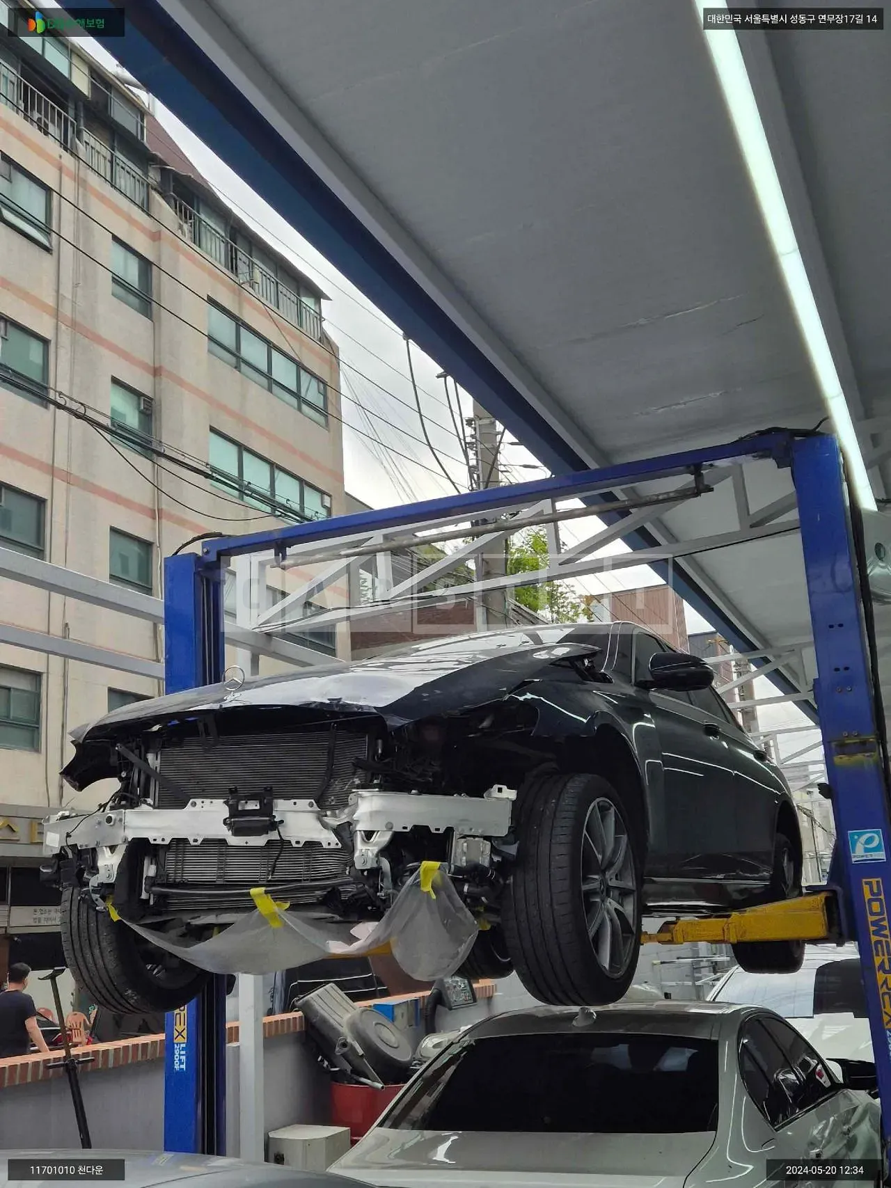 Photo 2 of 8: 2022 Mercedes-Benz E300e 4Matic, VIN W1KZF5EB2NB045116 — Korean insurance auction