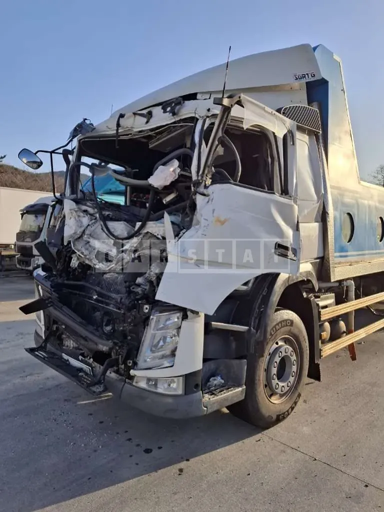 Photo 2 of 6: 2016 Volvo Fm Cargo — Korean insurance auction