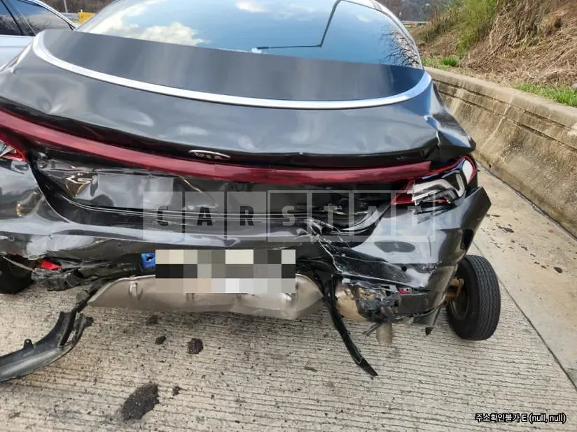 Photo 3 of 3: 2020 Kia K5 1.6 — Korean insurance auction