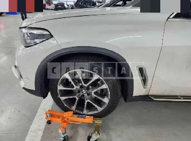 Photo 2 of 15: 2020 BMW X5 xDrive30d Xline, VIN WBACV6107L9D62262 — Korean insurance auction