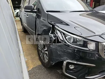 Photo 1 of 8: 2019 Kia Carnivals — Korean insurance auction