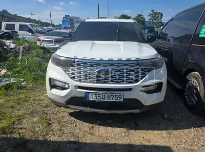 Photo 1 of 20: 2022 Ford Explorer 3.0 — Korean insurance auction