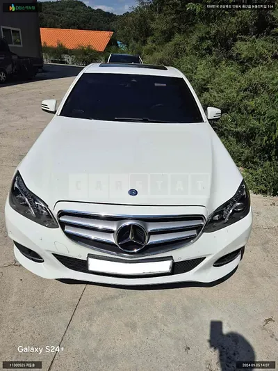 Photo 1 of 11: 2015 Mercedes-Benz E200, VIN WDDHF3EB1FB152949 — Korean insurance auction