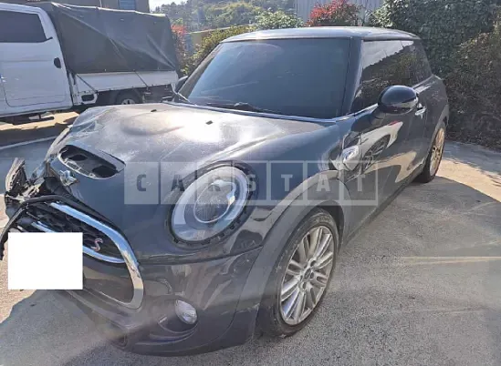 Photo 2 of 24: 2017 MINI Cooper SD — Korean insurance auction