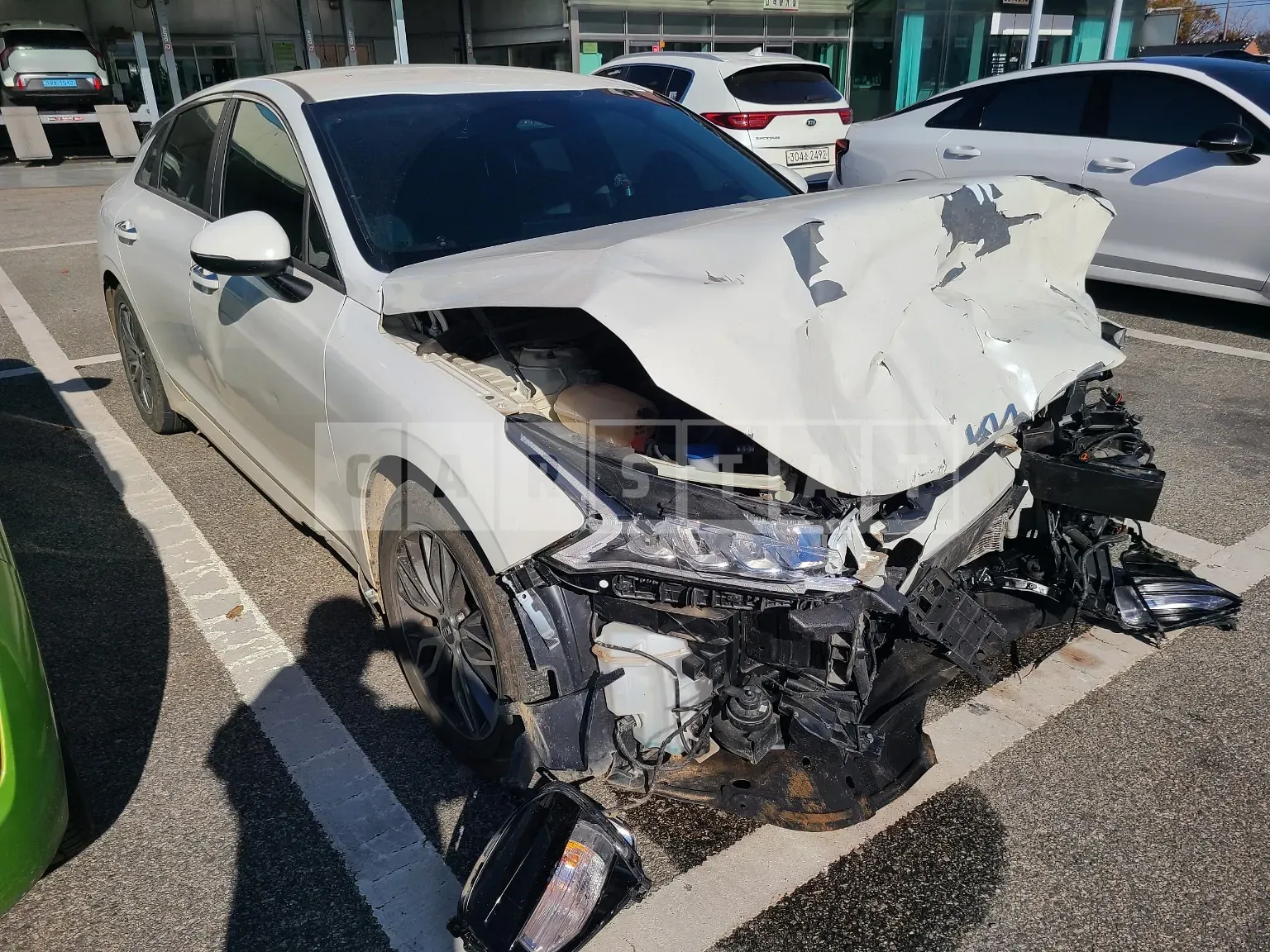 Photo 2 of 13: 2021 Kia K5 — Korean insurance auction