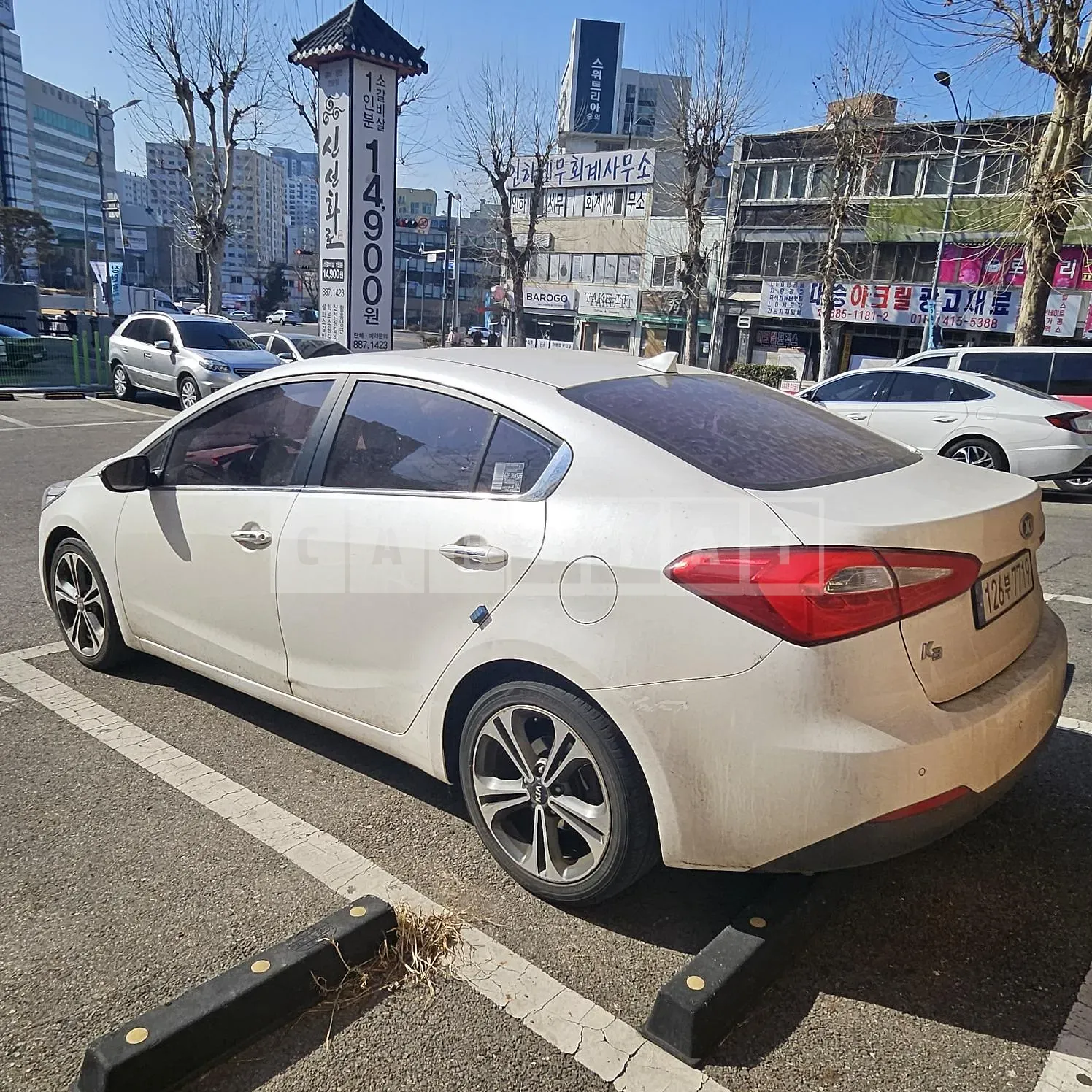 Photo 2 of 6: 2015 Kia K3 1.6 — Korean insurance auction