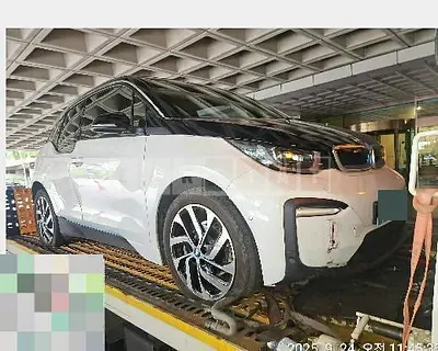Photo 1 of 9: 2020 BMW i3 120AH Sol Plus — Korean insurance auction