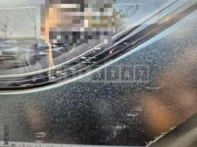 Photo 1 of 2: 2023 Genesis (parts) GV70 Head Lamp — Korean insurance auction