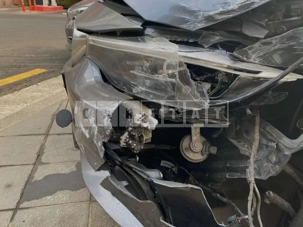 Photo 2 of 9: 2018 BMW 430i Coupe, VIN WBA4W3104JAA48225 — Korean insurance auction