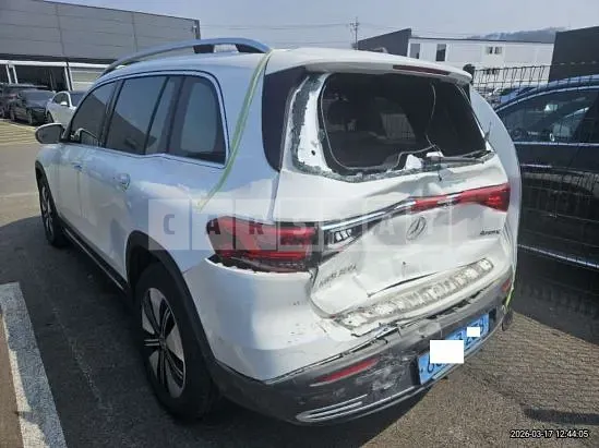 Photo 2 of 5: 2024 Mercedes-Benz EQB300 4Matic — Korean insurance auction